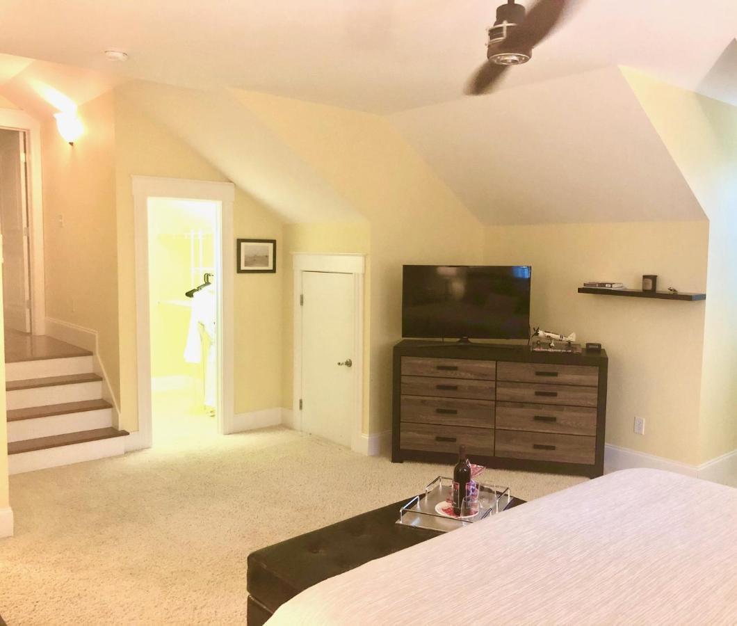Lapolena Bed & Breakfast サウスポート エクステリア 写真